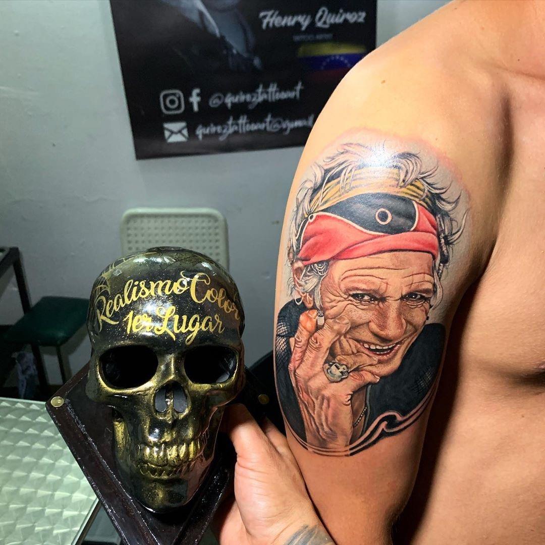 Etensèl Katouch Proteam Tattoo Atis Nan Venezyela